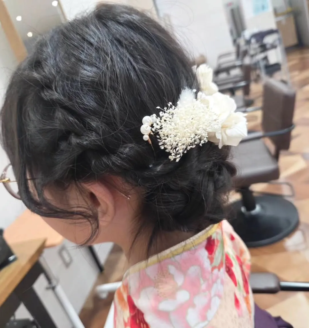 小学生卒業式ヘアセット担当させていただきました🌸